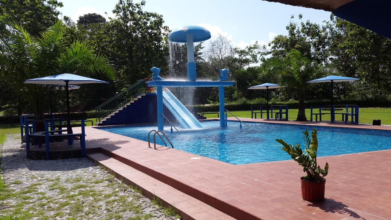 Отель Hacienda Alajuela Колон Экстерьер фото