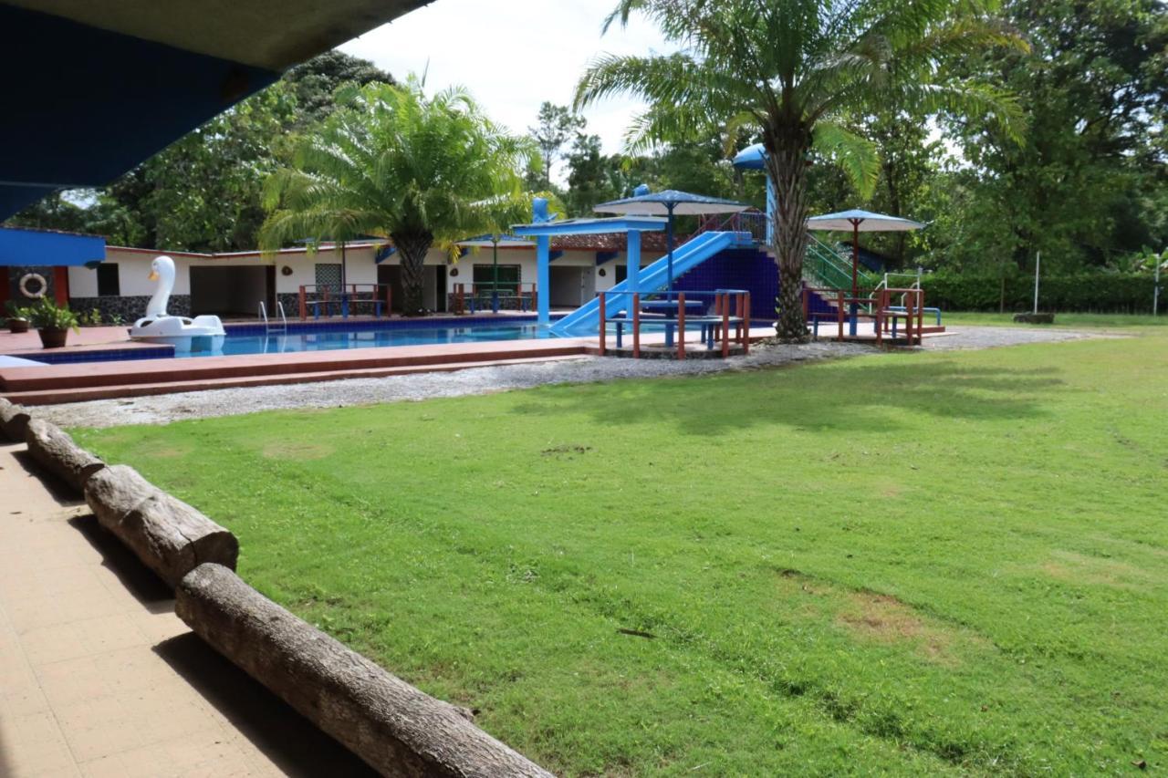 Отель Hacienda Alajuela Колон Экстерьер фото